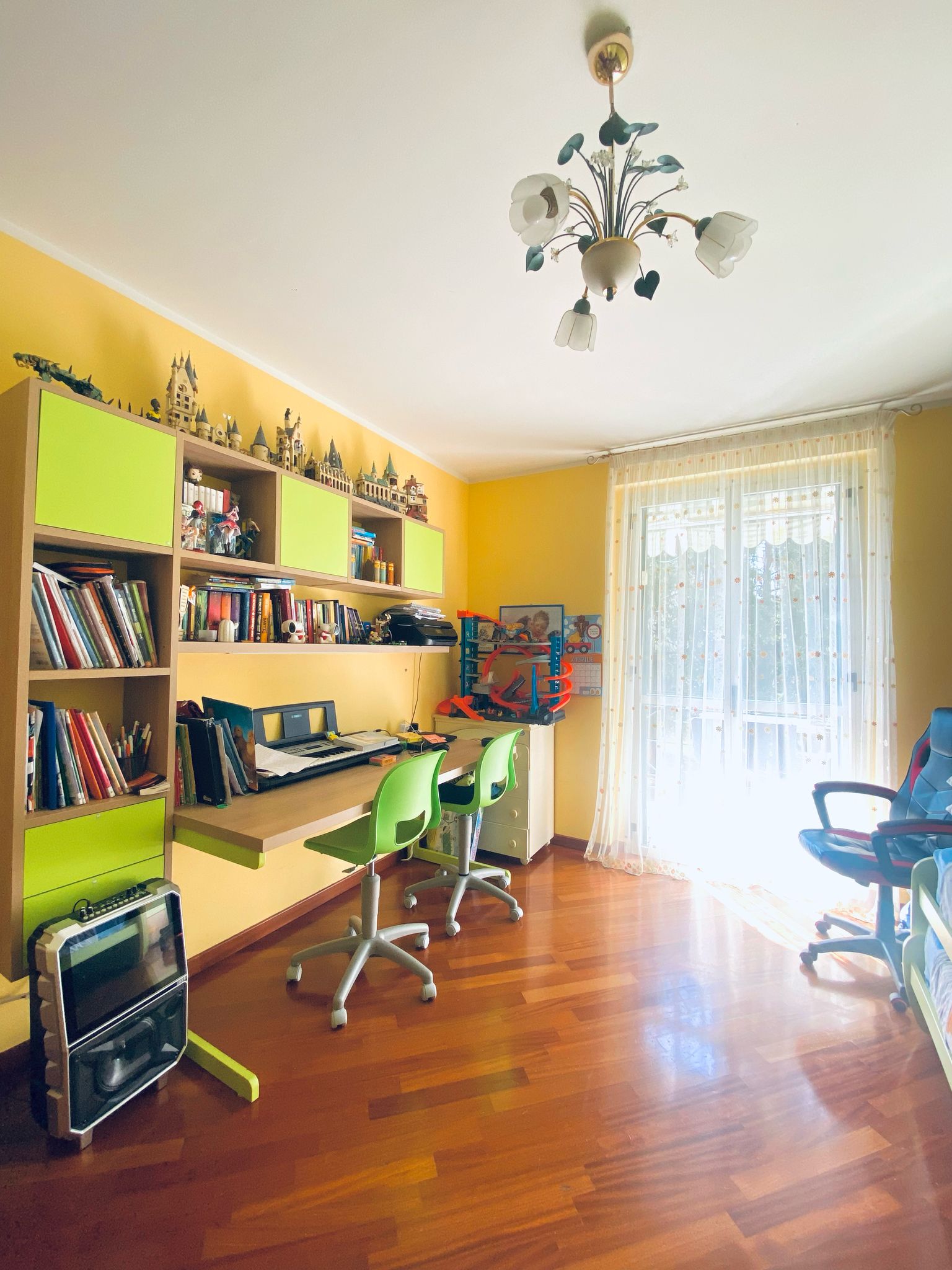 Vendita Appartamento Quadrilocale a Follo, (SP) - F380