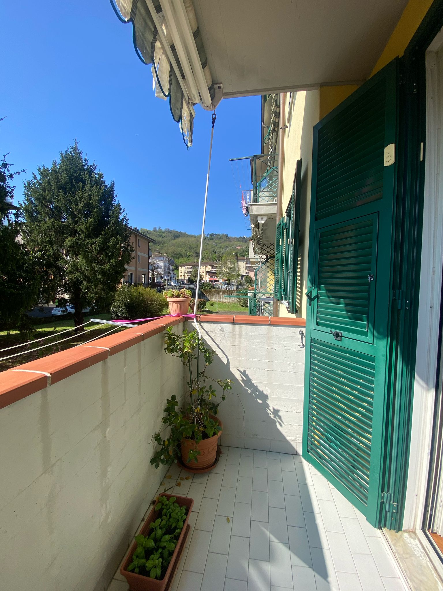 Vendita Appartamento Quadrilocale a Follo, (SP) - F380