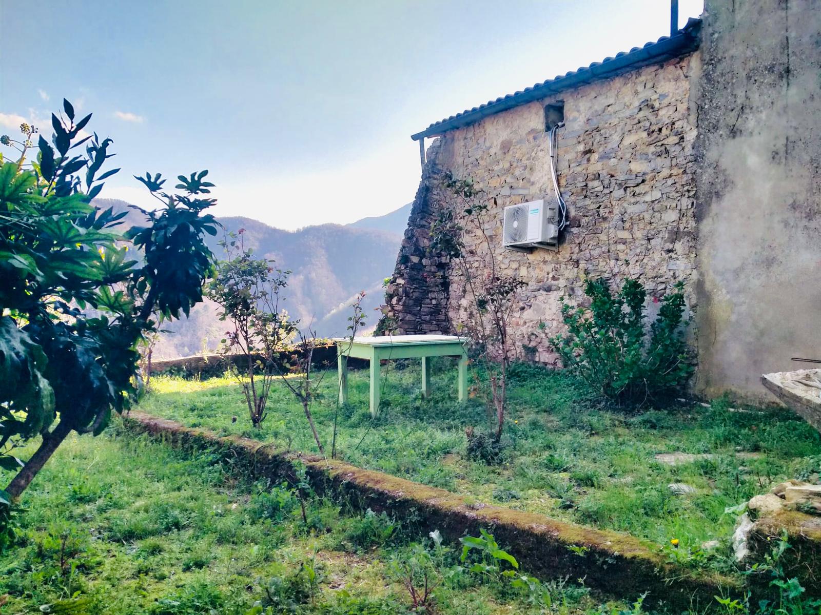 Vuoi ristrutturare una casa di charme nel cuore della Lunigiana?