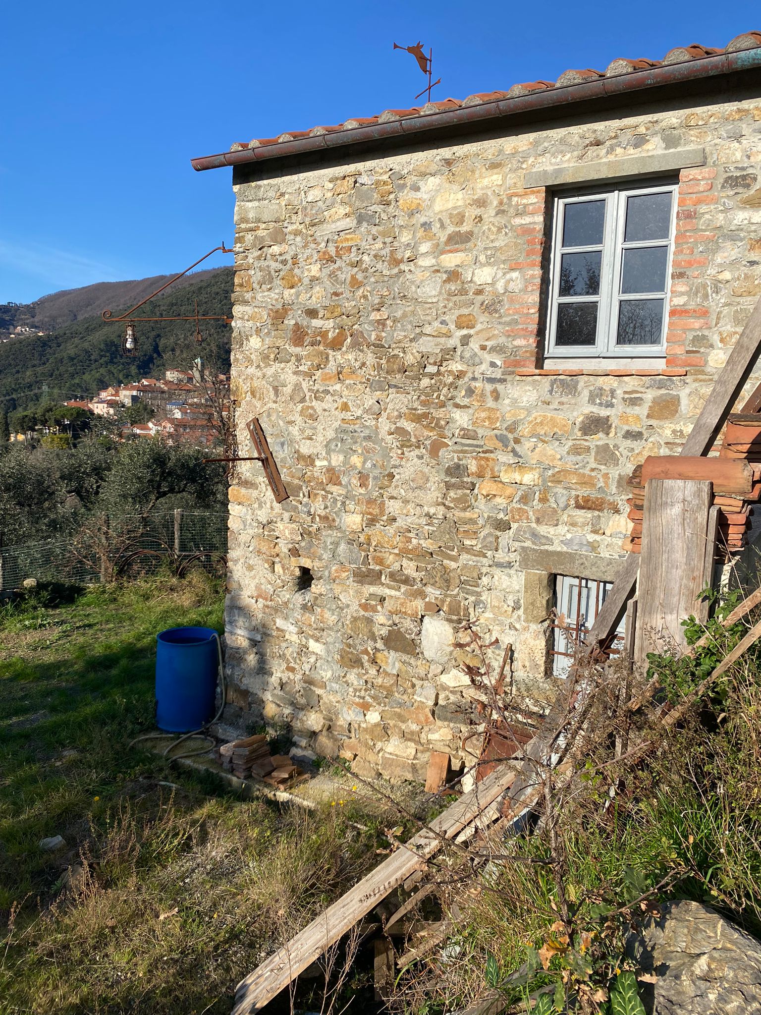 Semindipendente in sasso