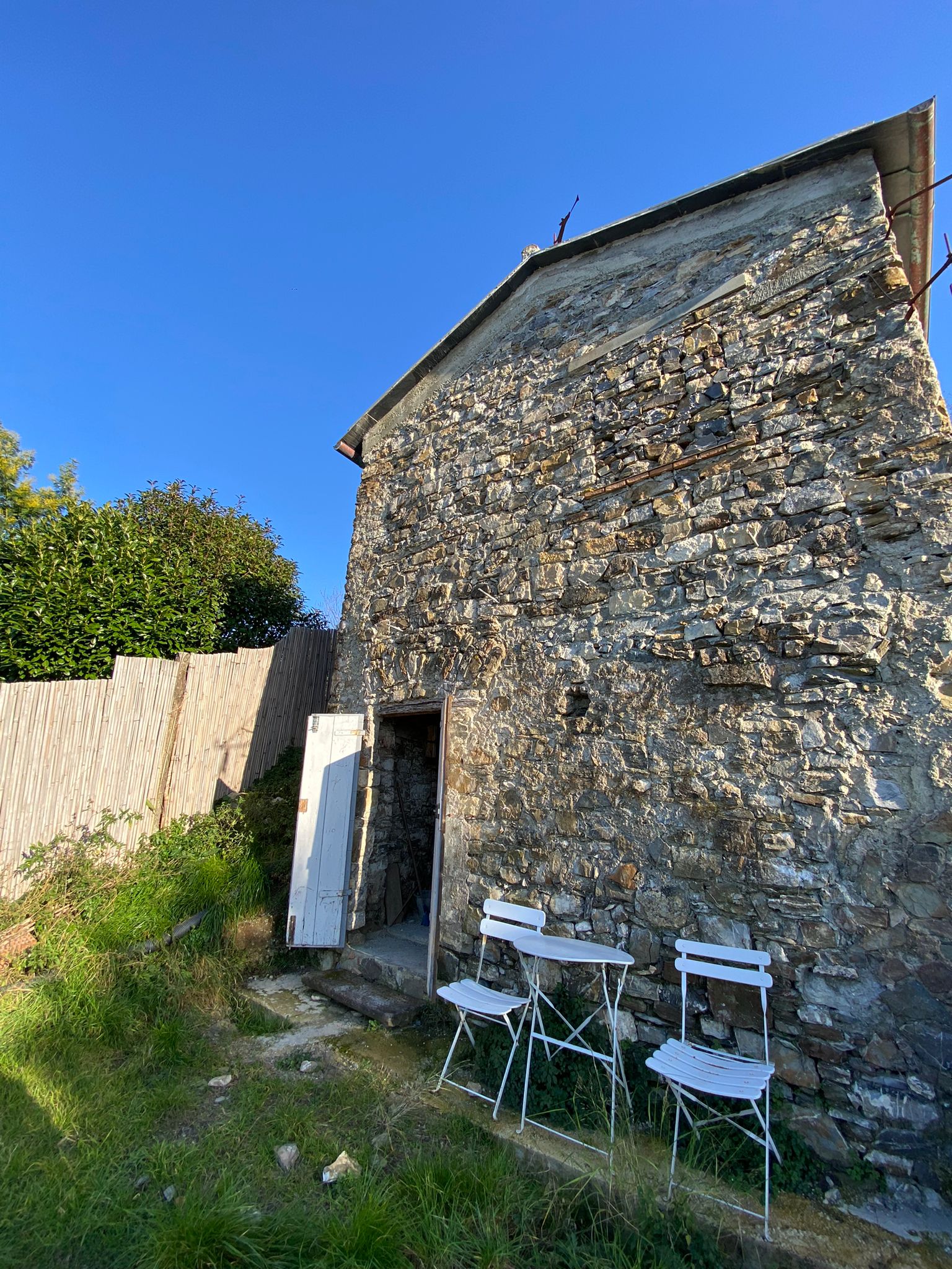 Semindipendente in sasso