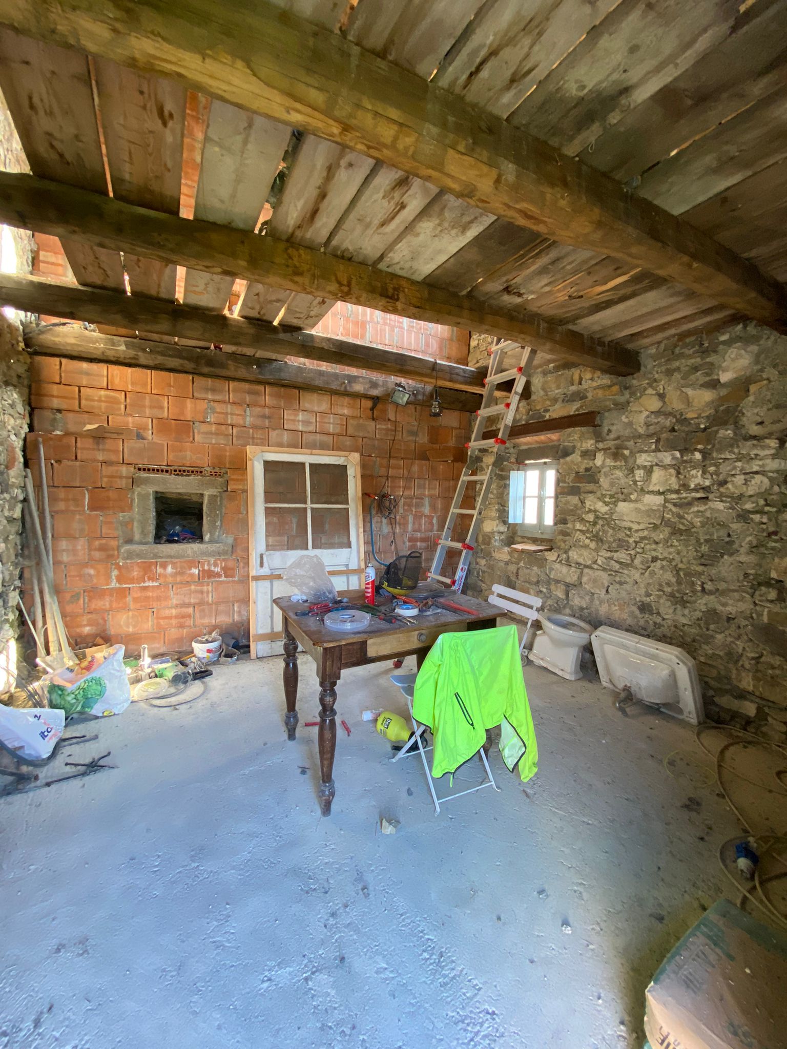 Semindipendente in sasso