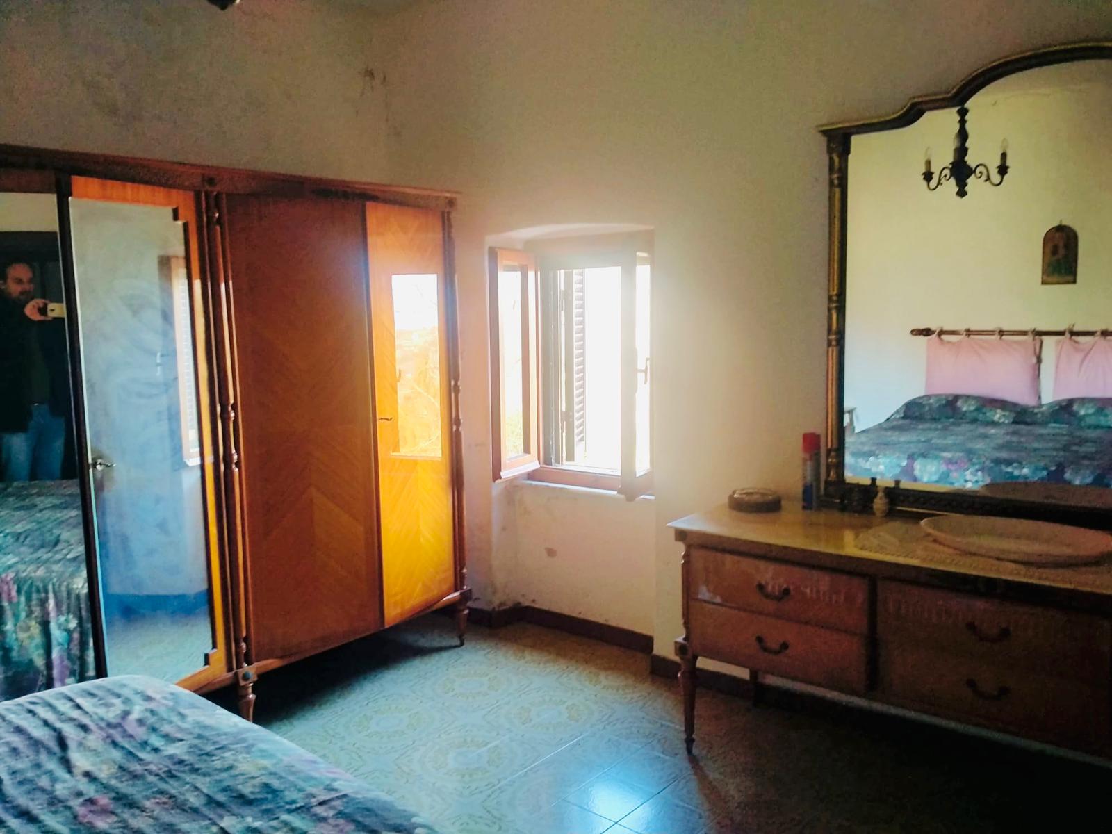 Casa indipendente con terrazze e giardino nel borgo di Pulica , Lunigiana – a 25 minuti dal mare