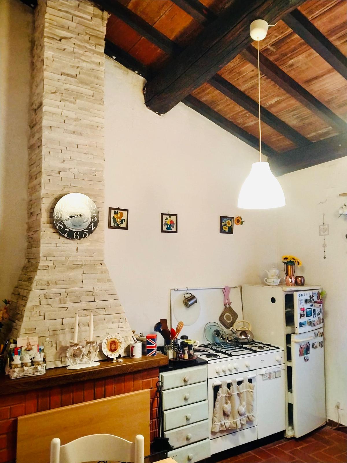 Cottage di charme nel borgo di Fazzano – atmosfera inglese nel cuore della Lunigiana