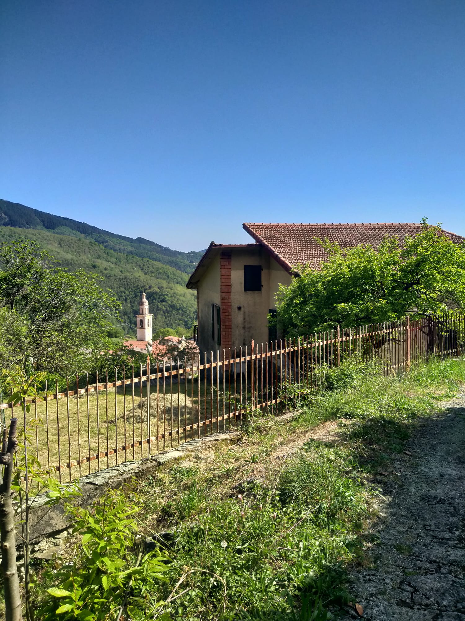 TORPIANA – ALTA VAL DI VARA Una casa felice immersa nella natura