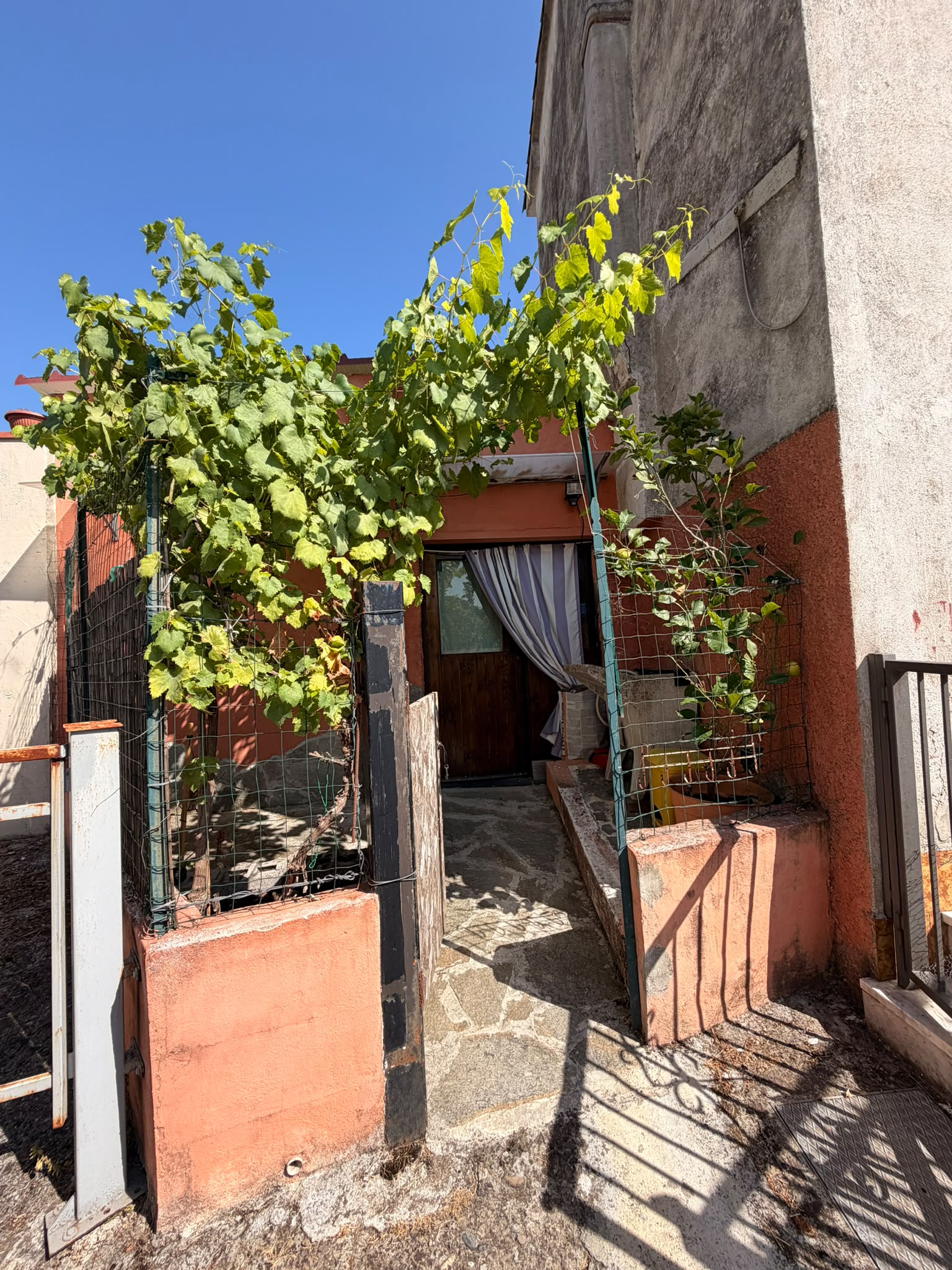 LA CASETTA ROSA