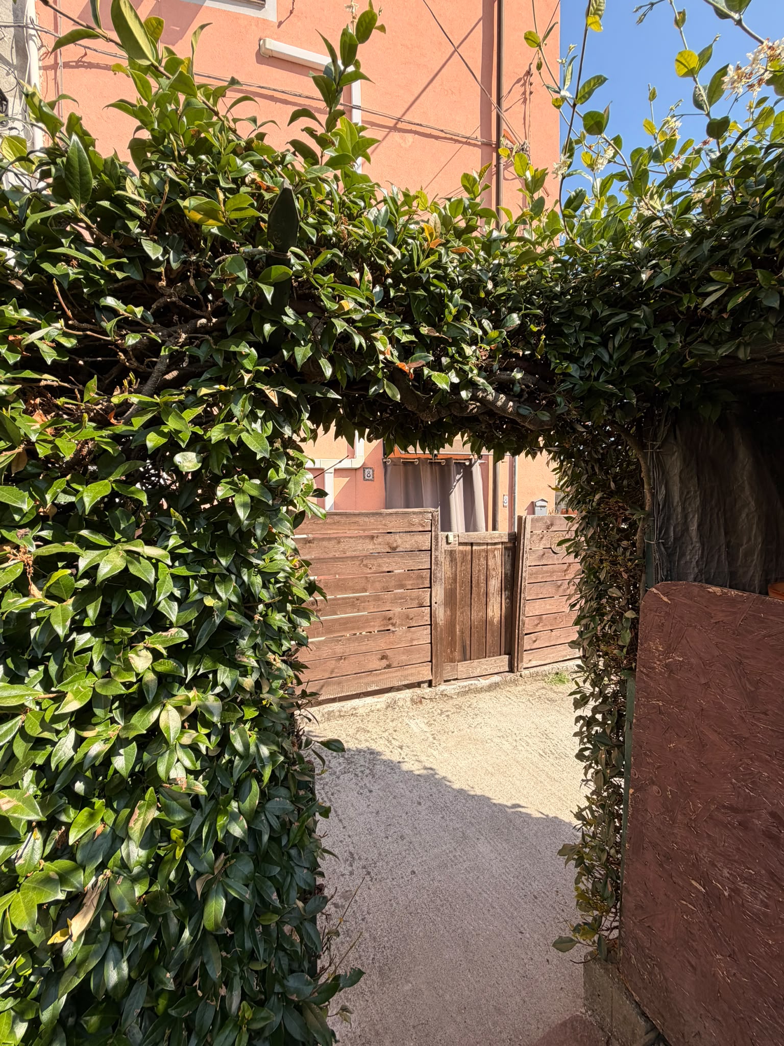 LA CASETTA ROSA